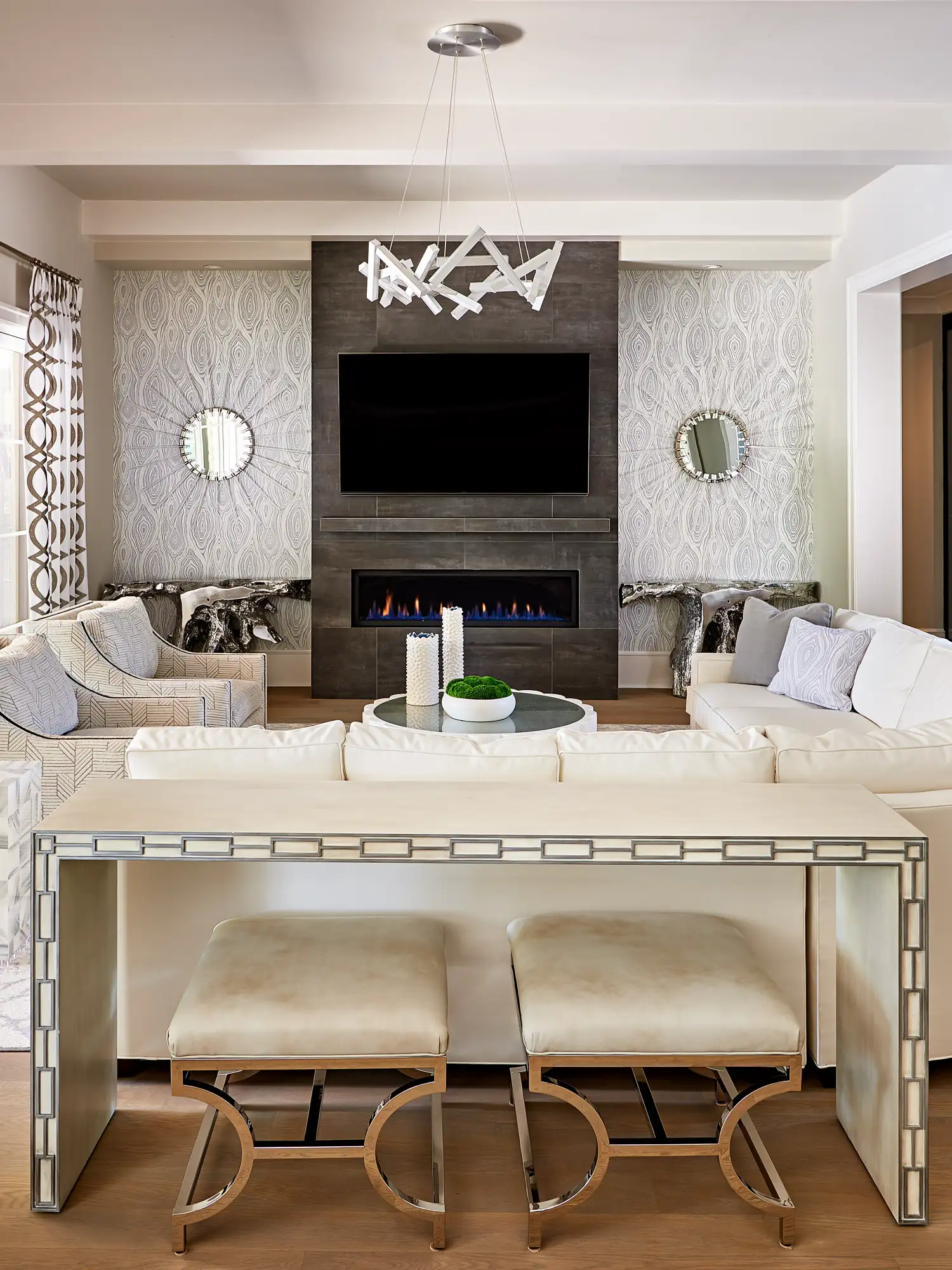 Longview – Chewton Glen